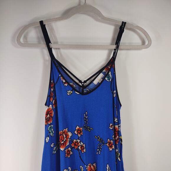 Charming Charlie Maxi Dress with Floral Pattern, Size Medium - Picture 7 of 10